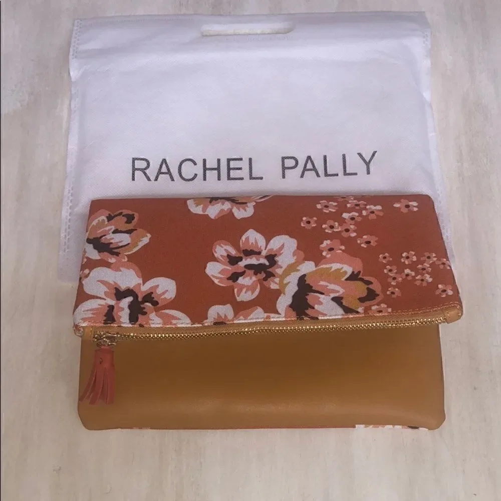 👛NIB Rachel Pally Reversible orange floral and mustard Clutch